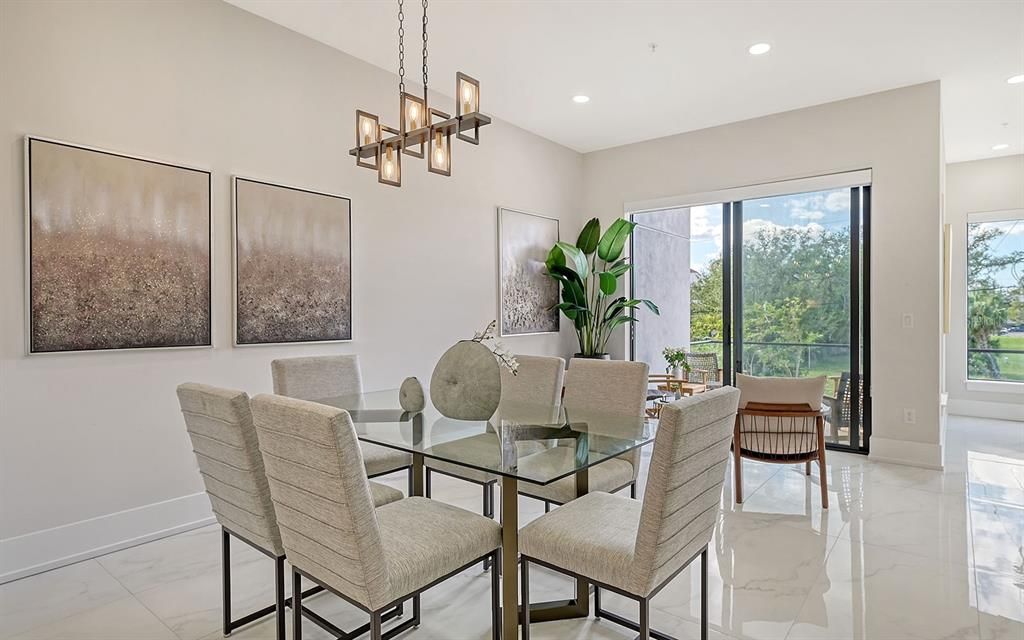 En Venta: $1,595,000 (4 camas, 3 baños, 2847 Pies cuadrados)