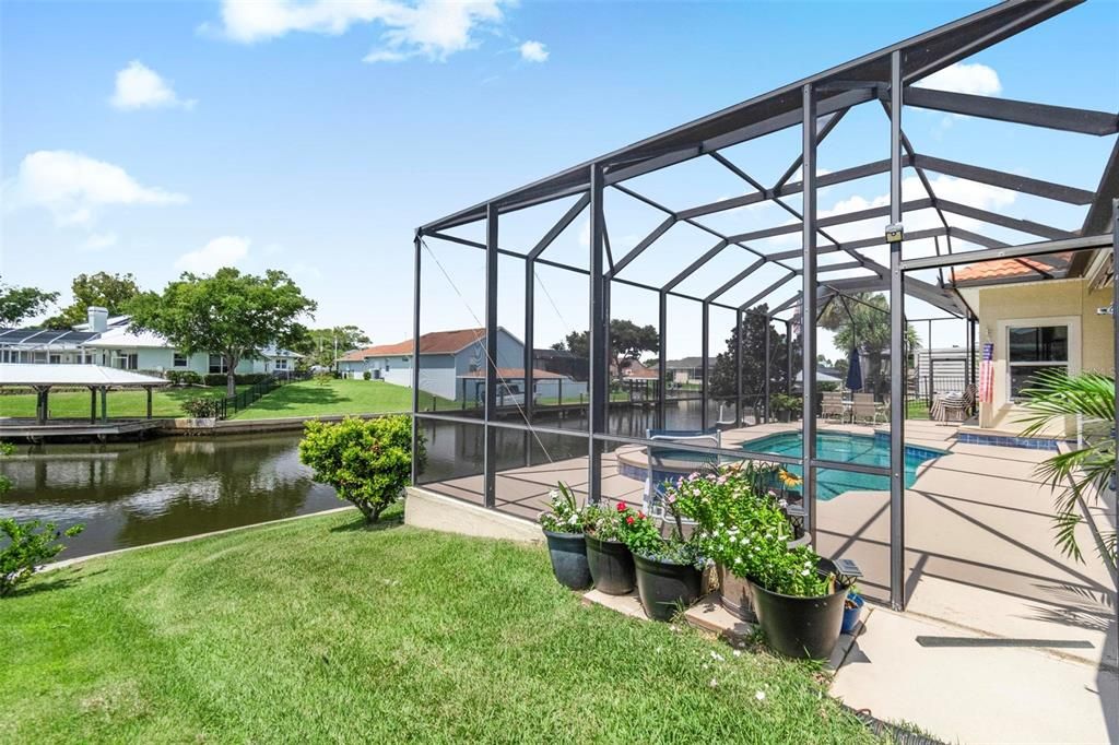 Activo con contrato: $870,000 (3 camas, 2 baños, 2586 Pies cuadrados)