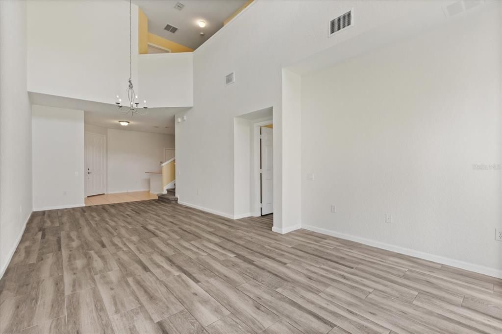 For Rent: $2,500 (3 beds, 3 baths, 1822 Square Feet)
