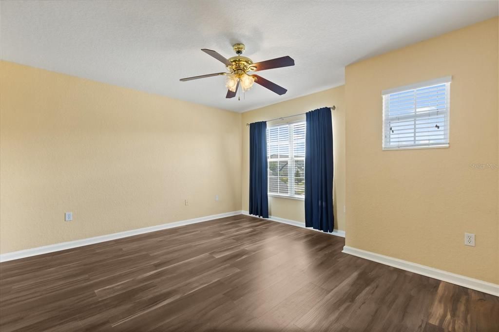 For Rent: $2,500 (3 beds, 3 baths, 1822 Square Feet)