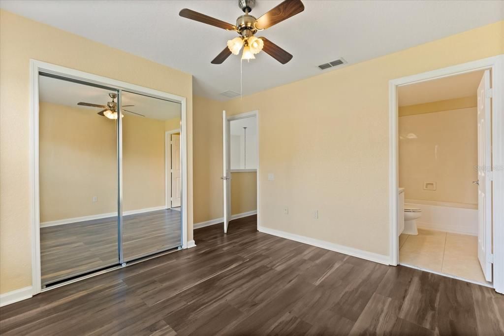 For Rent: $2,500 (3 beds, 3 baths, 1822 Square Feet)