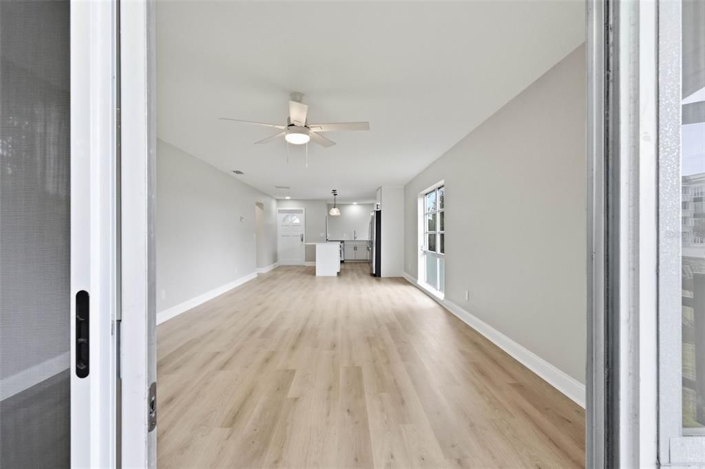 En Venta: $219,900 (1 camas, 1 baños, 765 Pies cuadrados)