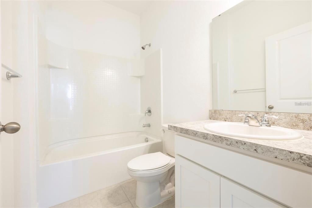 For Rent: $2,495 (3 beds, 2 baths, 1769 Square Feet)