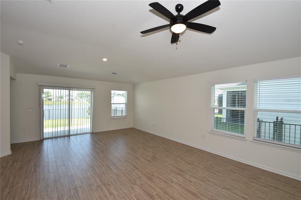 For Rent: $2,000 (3 beds, 2 baths, 1618 Square Feet)