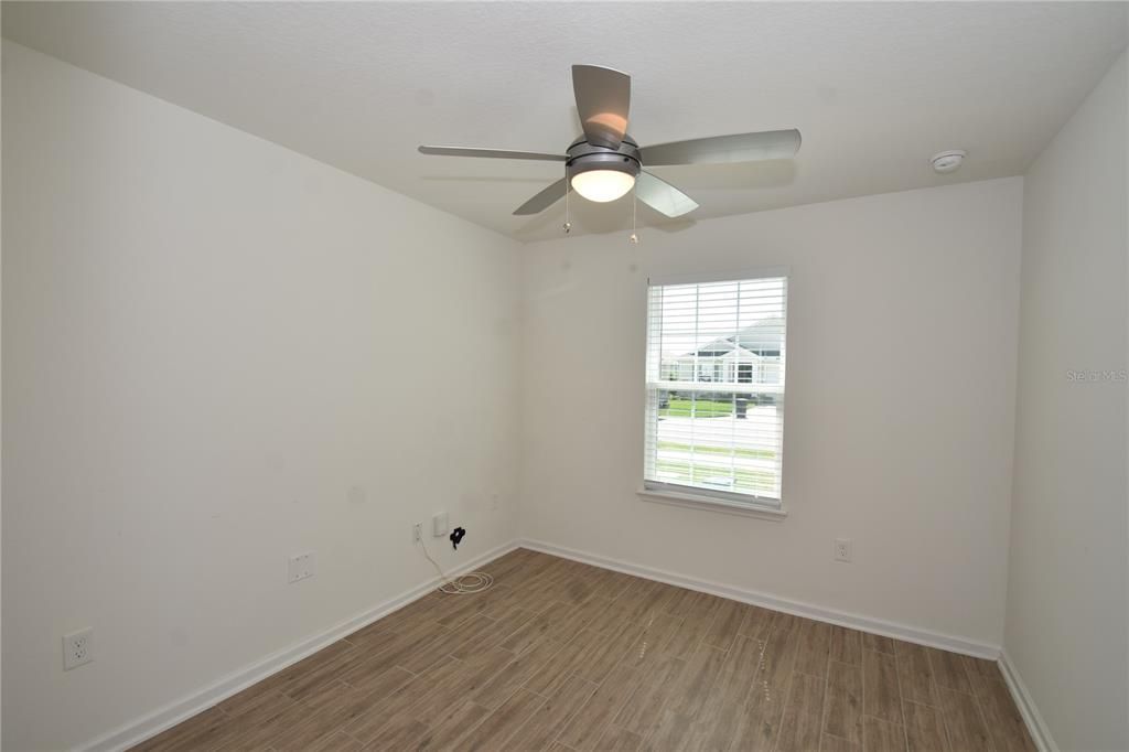 For Rent: $2,000 (3 beds, 2 baths, 1618 Square Feet)