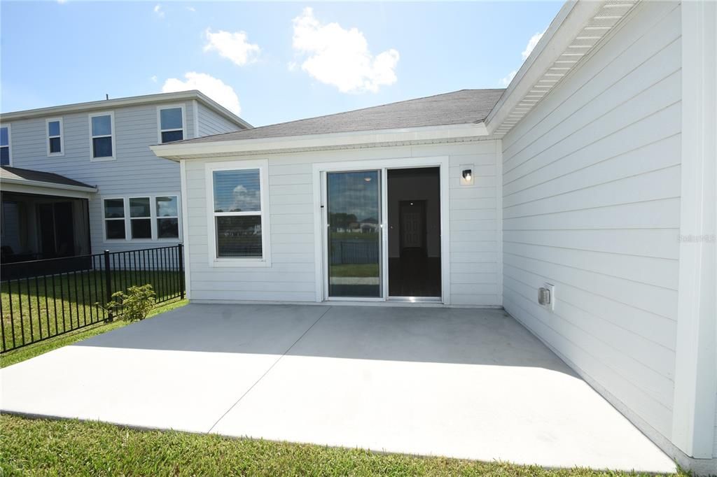 For Rent: $2,000 (3 beds, 2 baths, 1618 Square Feet)