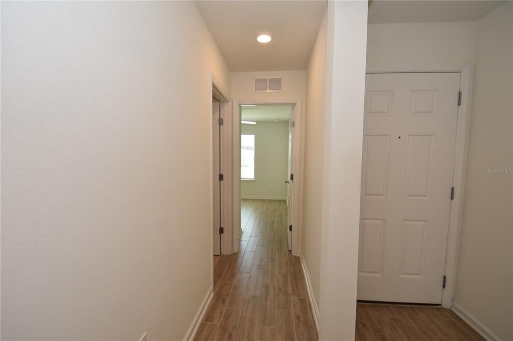 For Rent: $2,000 (3 beds, 2 baths, 1618 Square Feet)