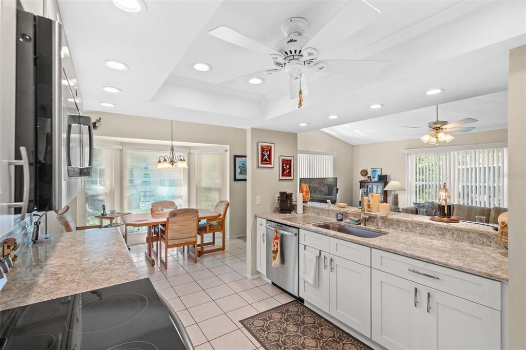 For Sale: $329,000 (2 beds, 2 baths, 2008 Square Feet)
