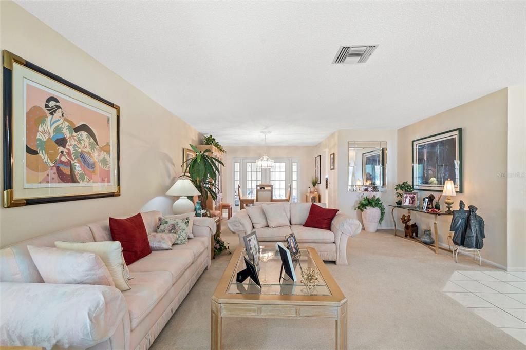 For Sale: $329,000 (2 beds, 2 baths, 2008 Square Feet)