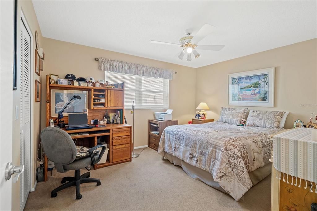 For Sale: $329,000 (2 beds, 2 baths, 2008 Square Feet)