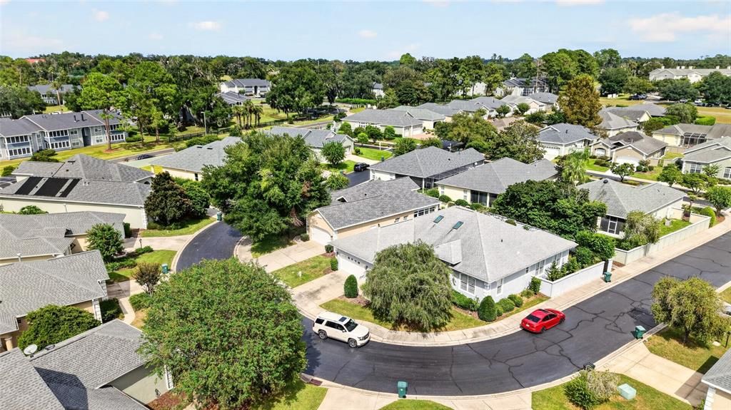 For Sale: $329,000 (2 beds, 2 baths, 1677 Square Feet)