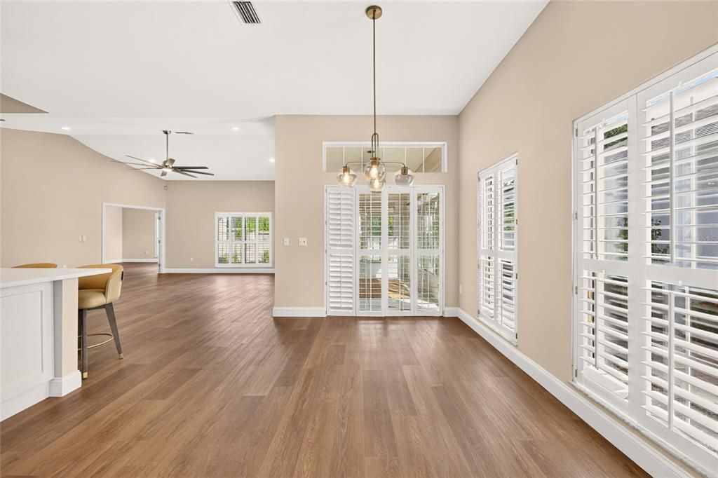 For Sale: $329,000 (2 beds, 2 baths, 1677 Square Feet)