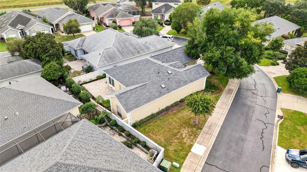 For Sale: $329,000 (2 beds, 2 baths, 1677 Square Feet)