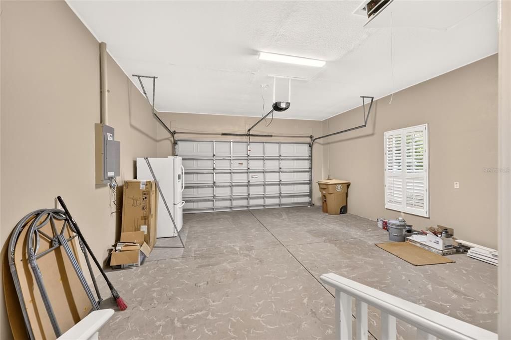 For Sale: $329,000 (2 beds, 2 baths, 1677 Square Feet)