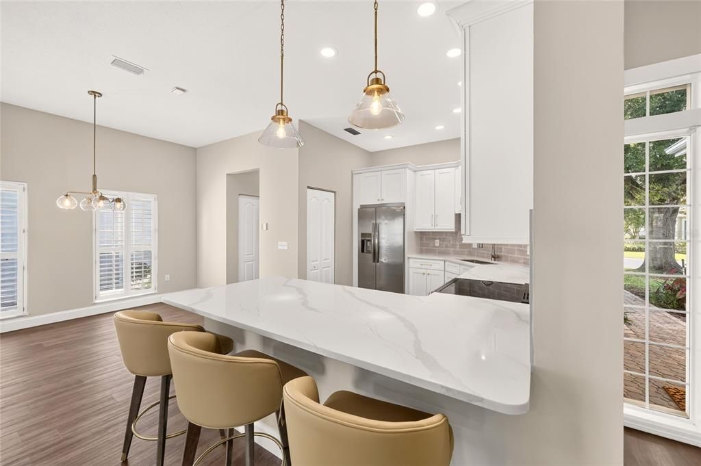 For Sale: $329,000 (2 beds, 2 baths, 1677 Square Feet)