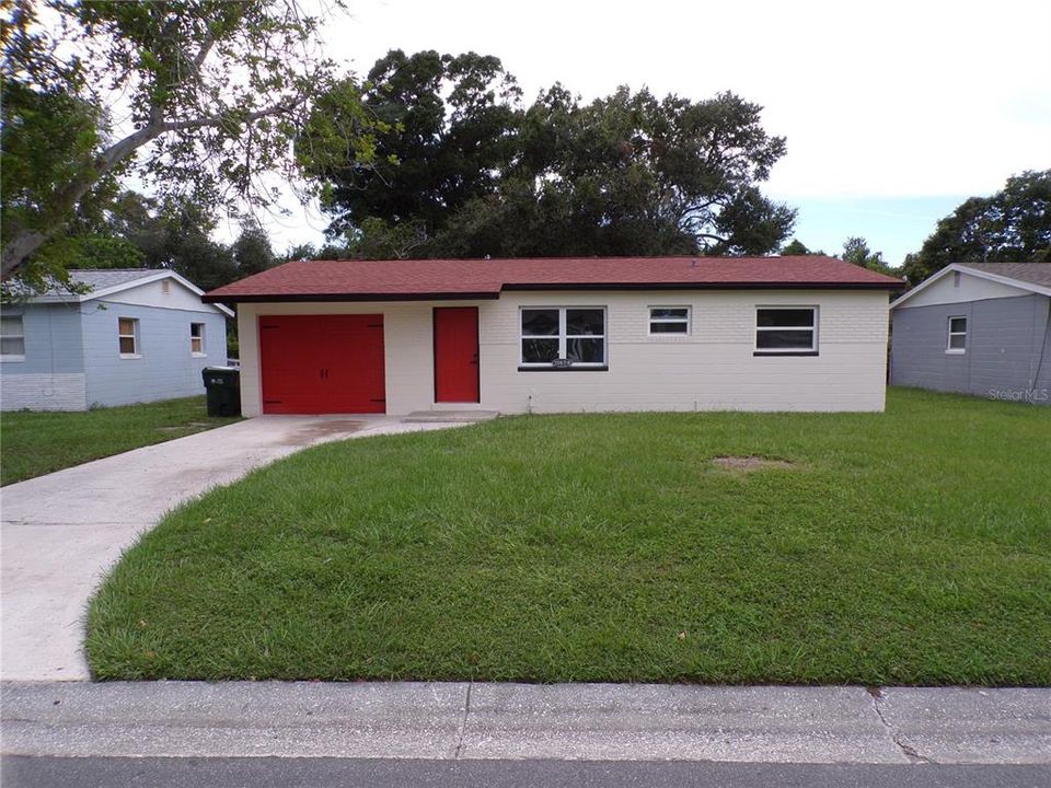 En Venta: $315,000 (3 camas, 1 baños, 800 Pies cuadrados)