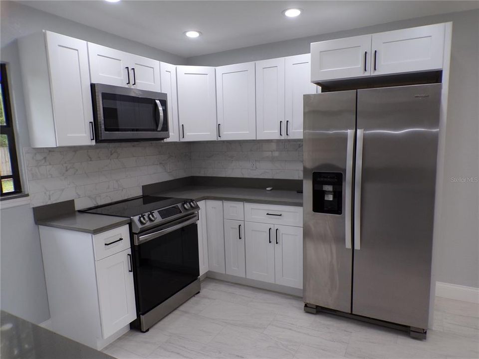 En Venta: $315,000 (3 camas, 1 baños, 800 Pies cuadrados)