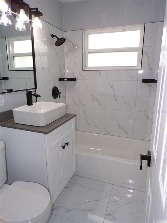 En Venta: $315,000 (3 camas, 1 baños, 800 Pies cuadrados)
