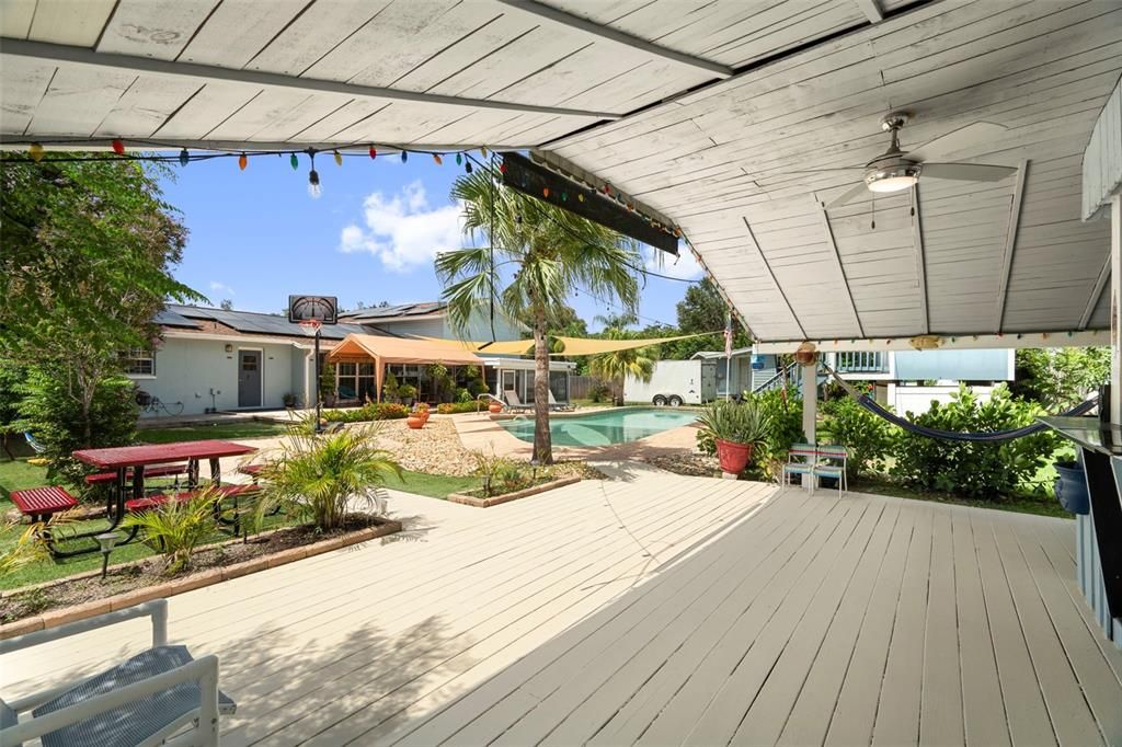 For Sale: $609,900 (4 beds, 3 baths, 2334 Square Feet)
