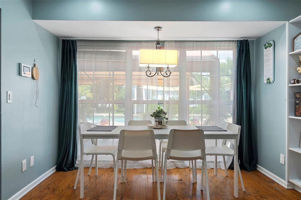 For Sale: $609,900 (4 beds, 3 baths, 2334 Square Feet)