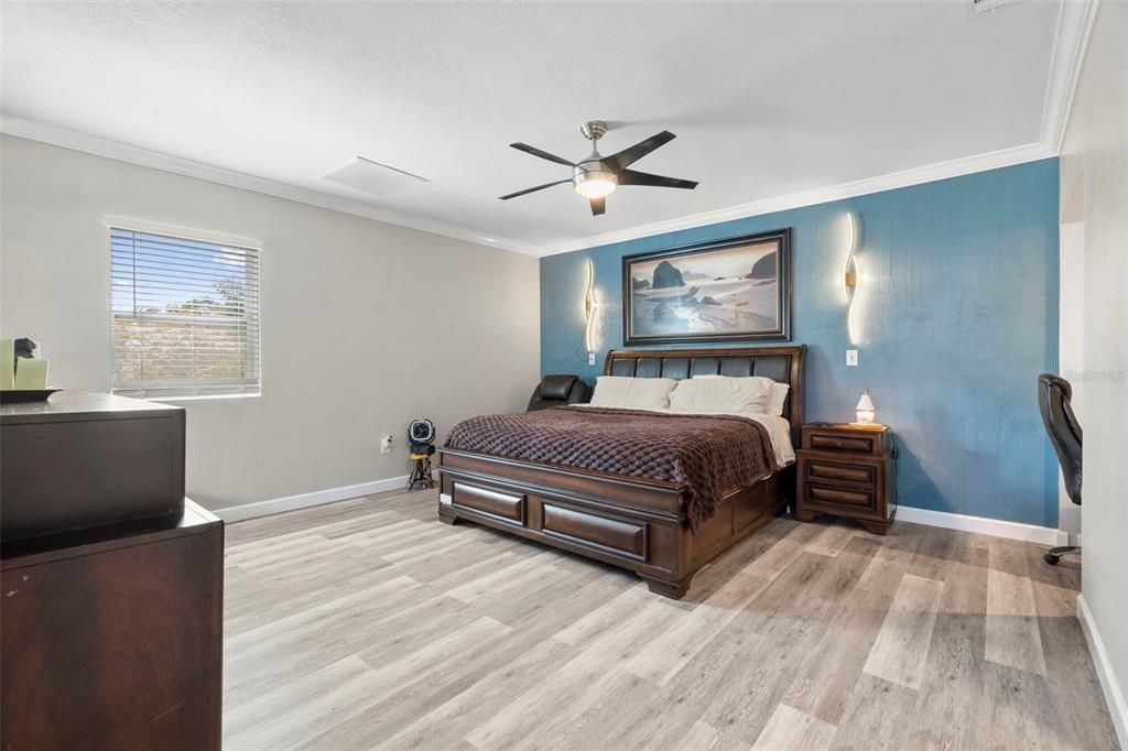 For Sale: $609,900 (4 beds, 3 baths, 2334 Square Feet)