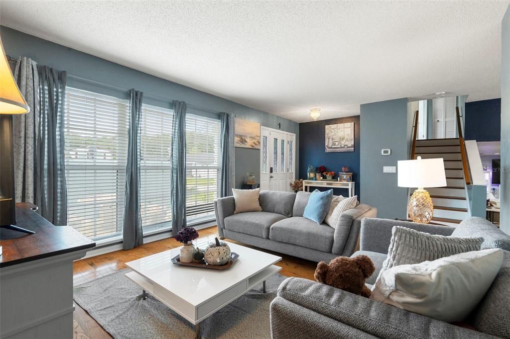 For Sale: $609,900 (4 beds, 3 baths, 2334 Square Feet)