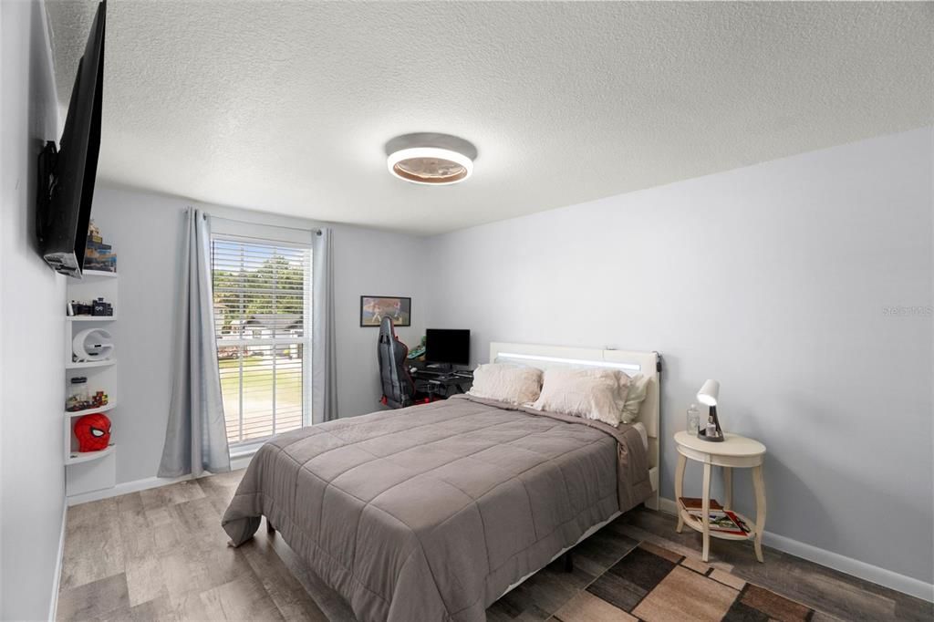 For Sale: $609,900 (4 beds, 3 baths, 2334 Square Feet)