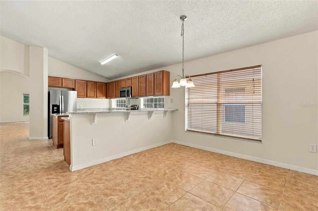 En Venta: $449,900 (4 camas, 2 baños, 2160 Pies cuadrados)