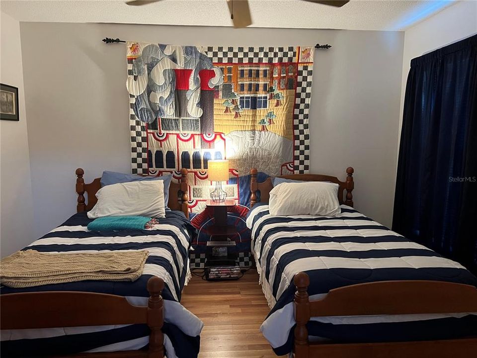 For Sale: $365,000 (2 beds, 2 baths, 1397 Square Feet)