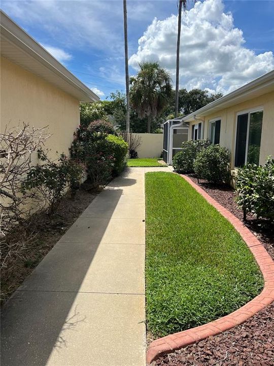 For Sale: $365,000 (2 beds, 2 baths, 1397 Square Feet)
