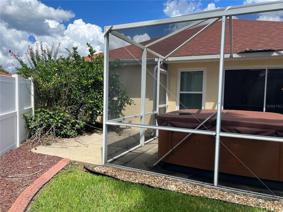For Sale: $365,000 (2 beds, 2 baths, 1397 Square Feet)