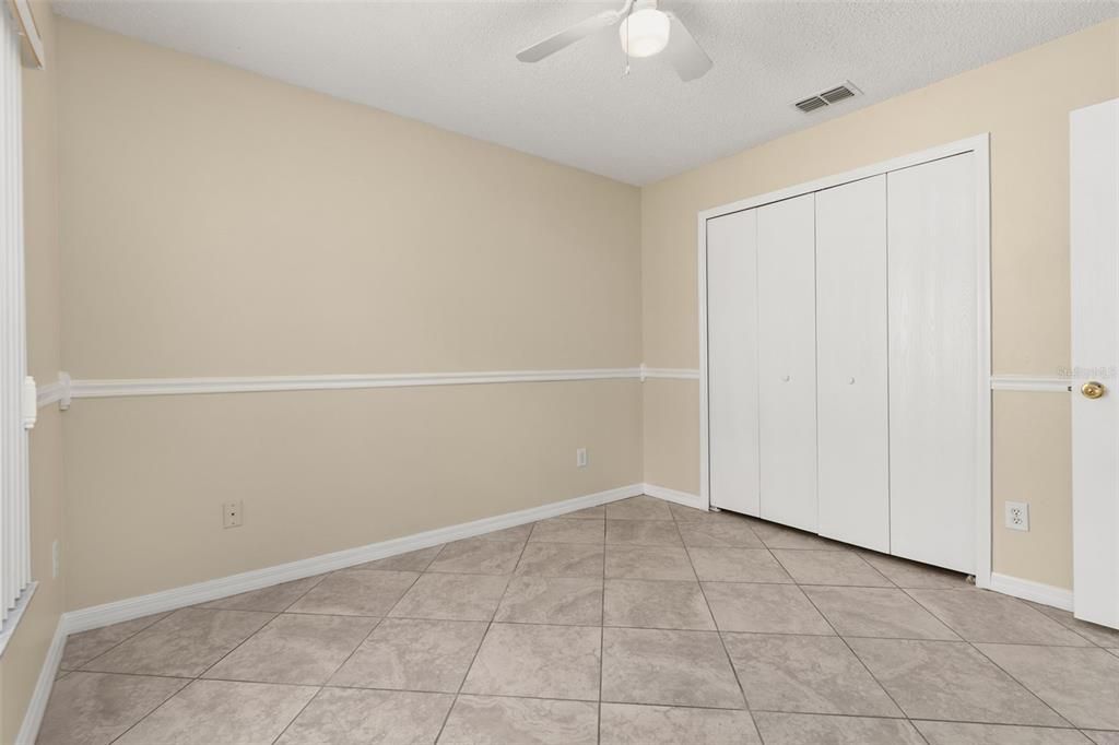 For Rent: $2,050 (4 beds, 2 baths, 1437 Square Feet)