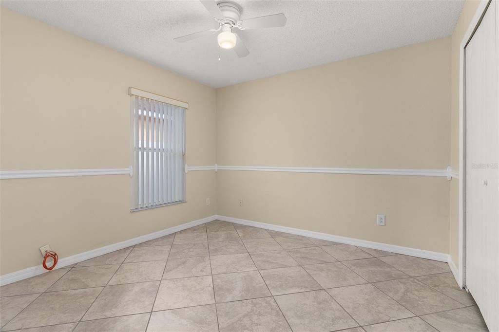 For Rent: $2,050 (4 beds, 2 baths, 1437 Square Feet)