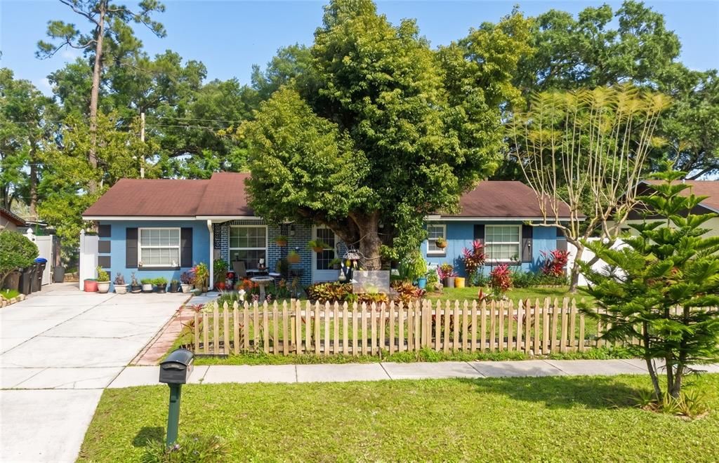 En Venta: $290,000 (3 camas, 2 baños, 1404 Pies cuadrados)