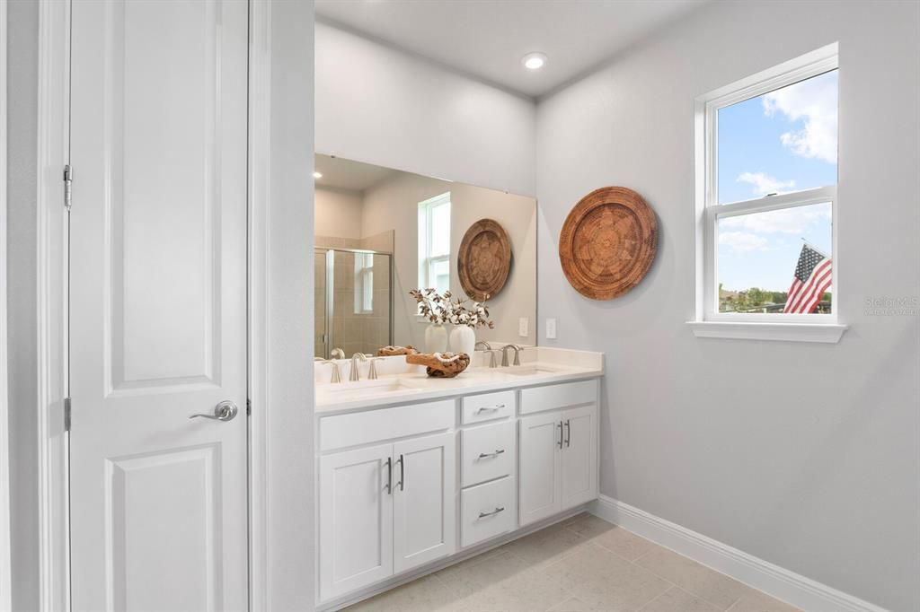 For Sale: $402,720 (3 beds, 2 baths, 1731 Square Feet)