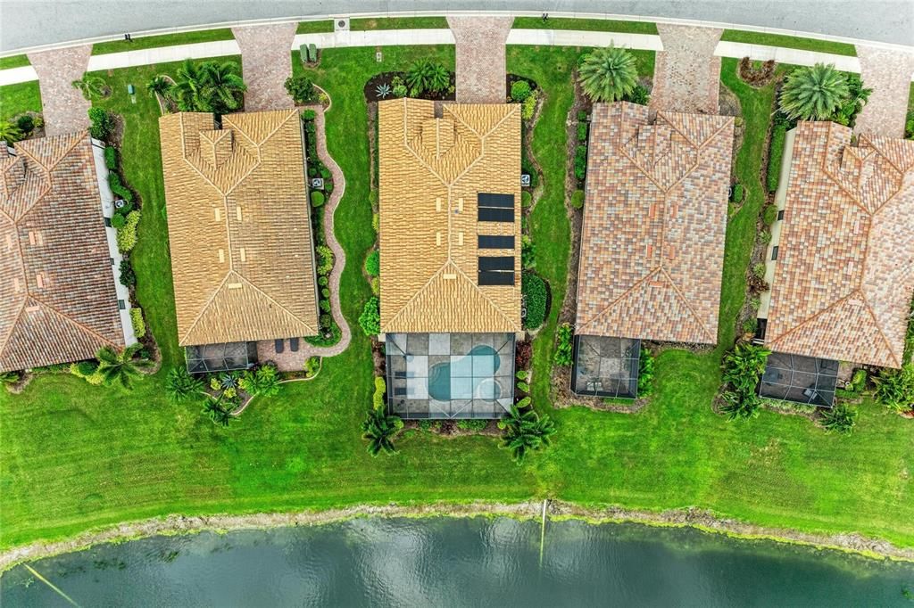 Под контрактом: $729,900 (4 спален, 3 ванн, 2006 Квадратных фут)