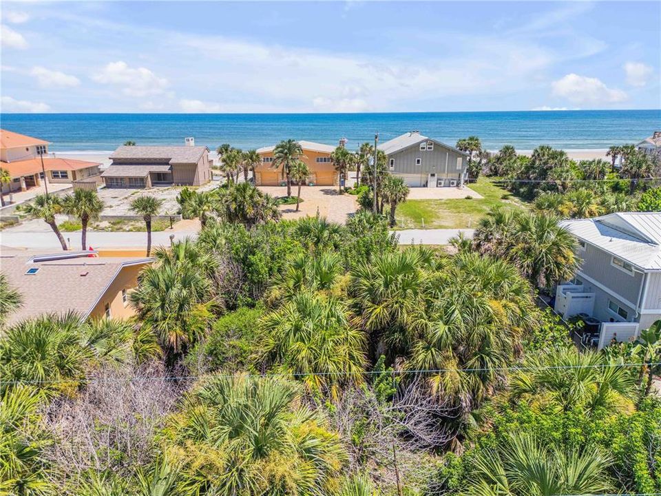 En Venta: $1,200,000 (0.19 acres)