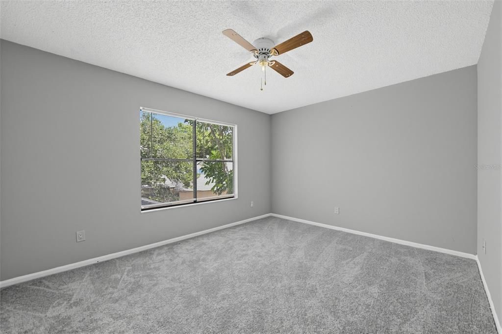 For Sale: $384,900 (3 beds, 2 baths, 1676 Square Feet)