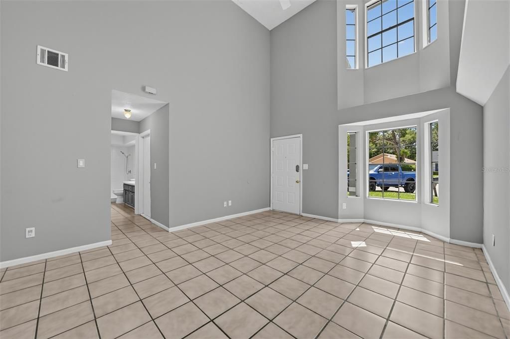 For Sale: $384,900 (3 beds, 2 baths, 1676 Square Feet)