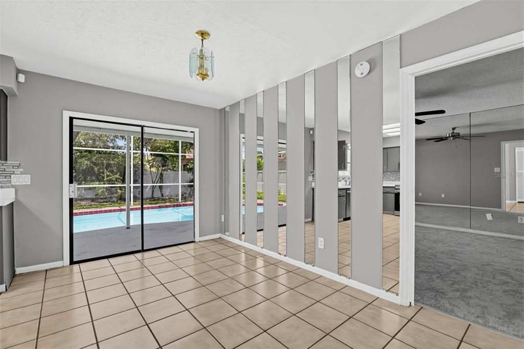 For Sale: $384,900 (3 beds, 2 baths, 1676 Square Feet)