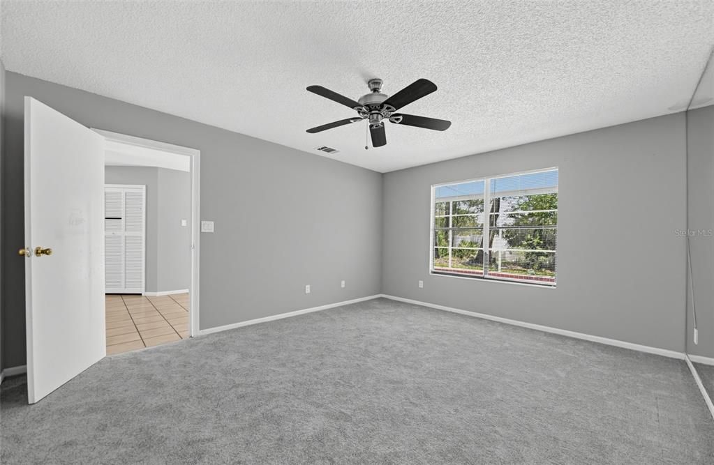 For Sale: $384,900 (3 beds, 2 baths, 1676 Square Feet)