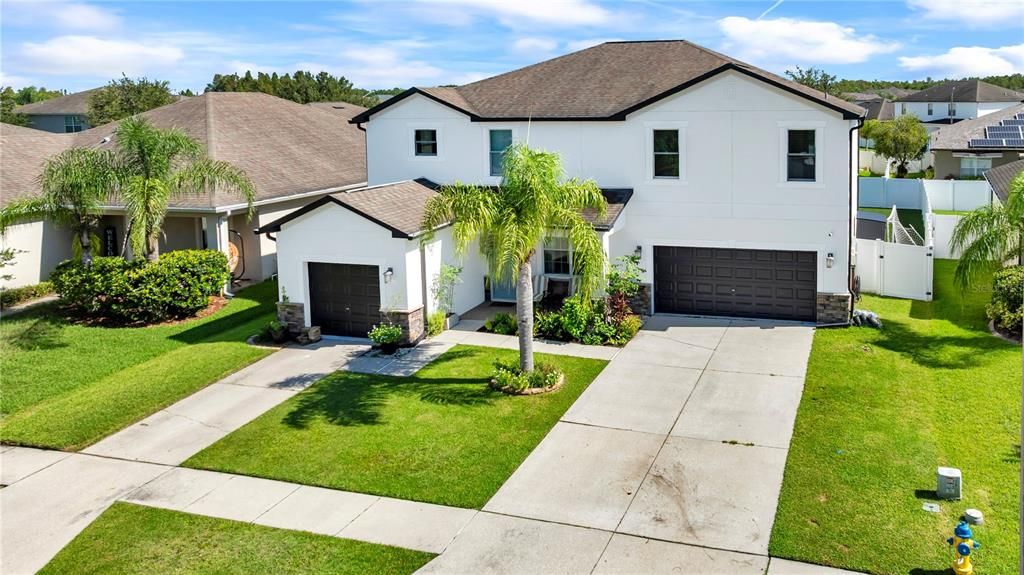 En Venta: $680,000 (5 camas, 4 baños, 3283 Pies cuadrados)
