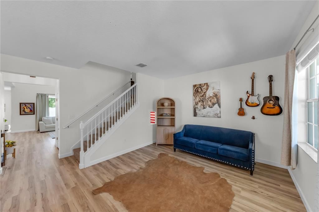 En Venta: $680,000 (5 camas, 4 baños, 3283 Pies cuadrados)