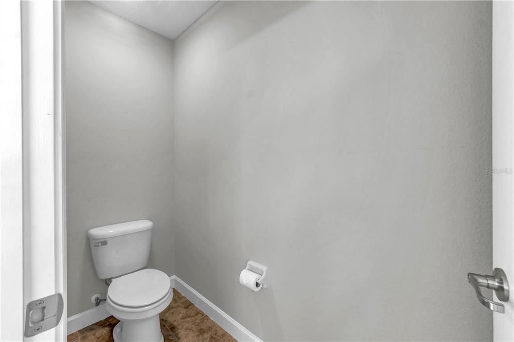 En Venta: $680,000 (5 camas, 4 baños, 3283 Pies cuadrados)