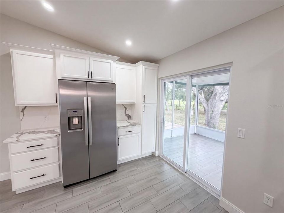 For Sale: $284,000 (2 beds, 2 baths, 1088 Square Feet)
