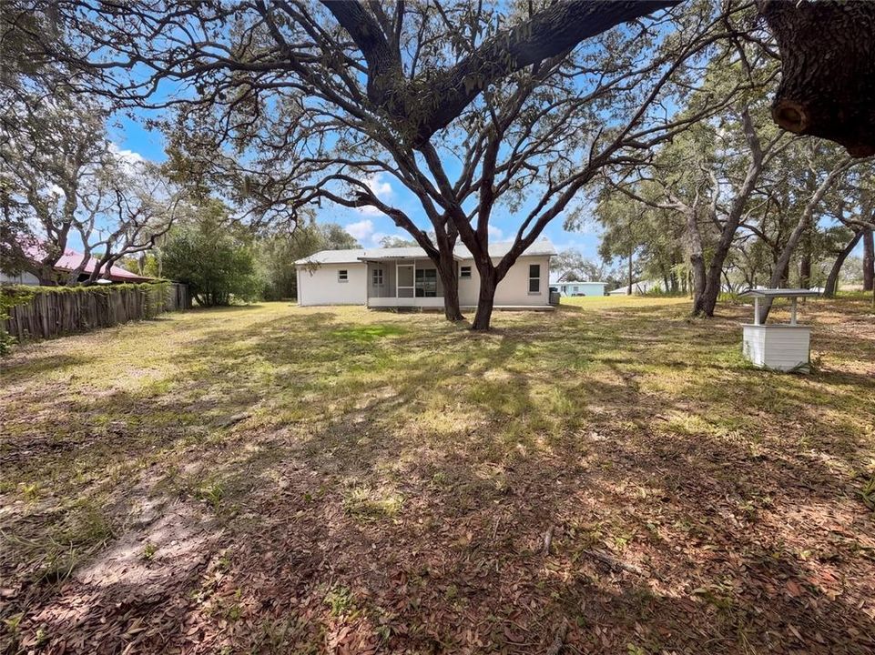 For Sale: $284,000 (2 beds, 2 baths, 1088 Square Feet)