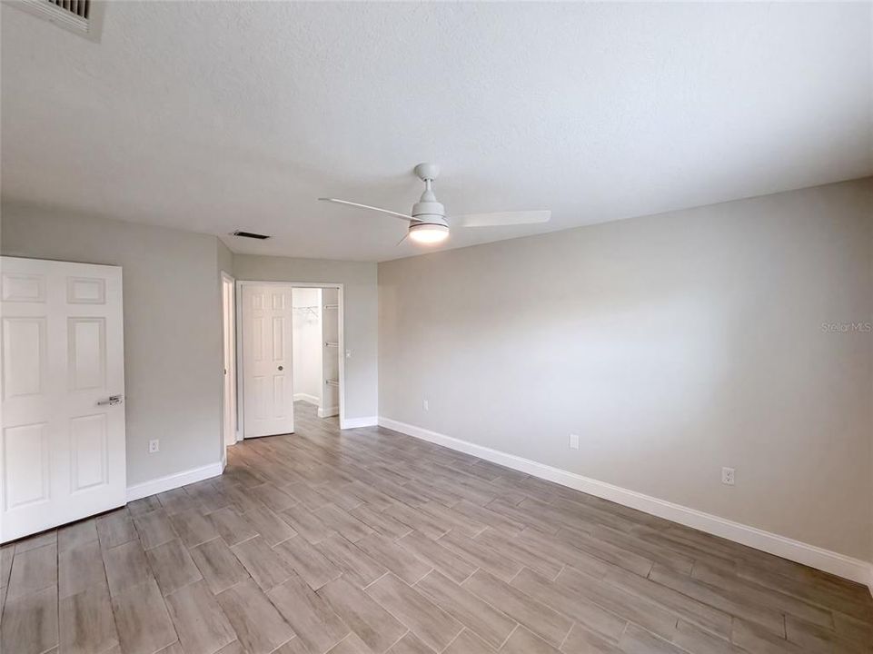 For Sale: $284,000 (2 beds, 2 baths, 1088 Square Feet)