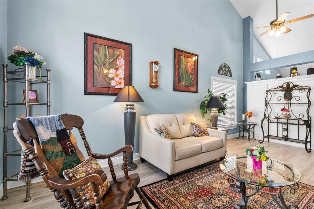 En Venta: $599,000 (3 camas, 2 baños, 2174 Pies cuadrados)
