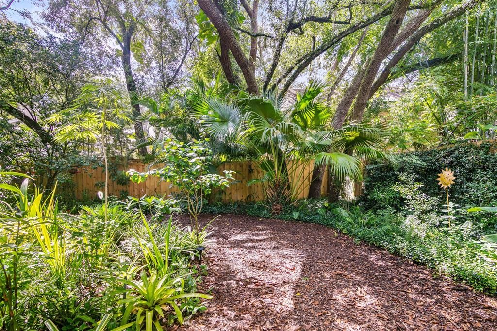 En Venta: $599,000 (3 camas, 2 baños, 2174 Pies cuadrados)