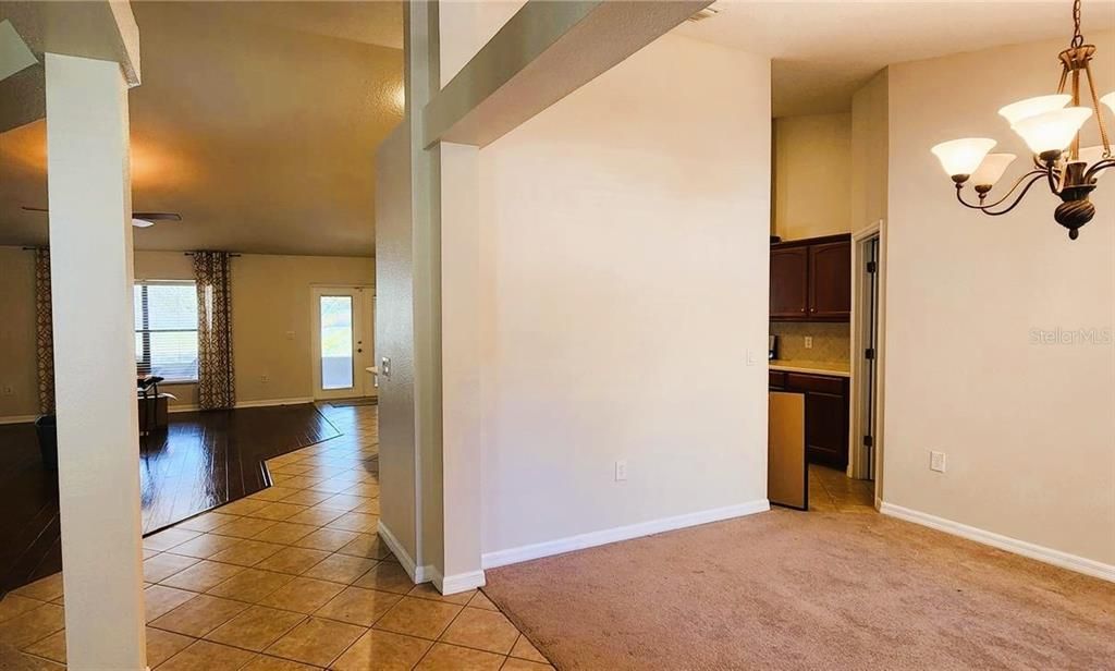 For Rent: $2,650 (5 beds, 3 baths, 2911 Square Feet)